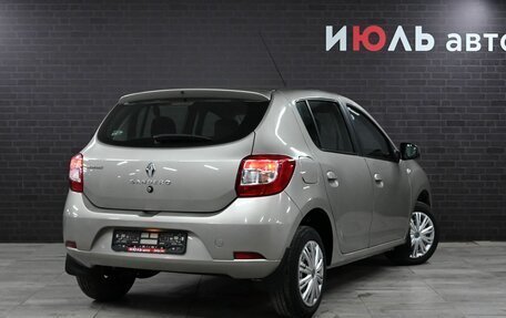 Renault Sandero II рестайлинг, 2015 год, 920 000 рублей, 6 фотография