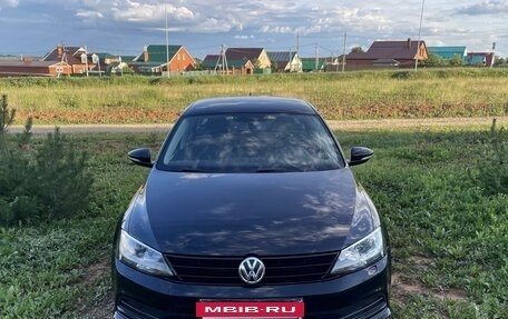 Volkswagen Jetta VI, 2015 год, 1 400 000 рублей, 2 фотография