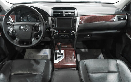 Toyota Camry, 2012 год, 1 969 000 рублей, 12 фотография