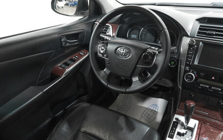Toyota Camry, 2012 год, 1 969 000 рублей, 10 фотография