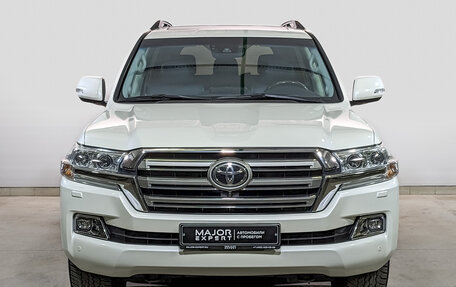 Toyota Land Cruiser 200, 2016 год, 7 390 000 рублей, 2 фотография