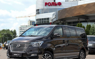 Hyundai Grand Starex Grand Starex I рестайлинг 2, 2019 год, 4 137 000 рублей, 1 фотография