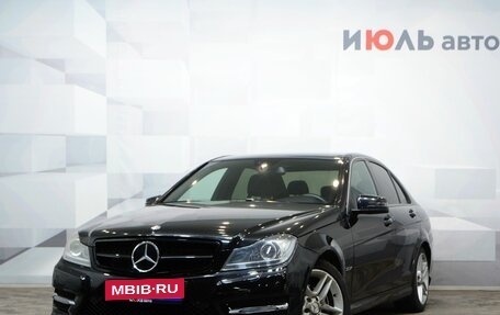 Mercedes-Benz C-Класс, 2013 год, 1 400 000 рублей, 1 фотография