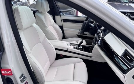 BMW 7 серия, 2013 год, 4 250 000 рублей, 21 фотография