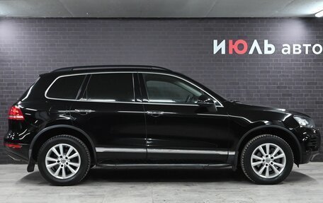 Volkswagen Touareg III, 2012 год, 1 830 000 рублей, 11 фотография