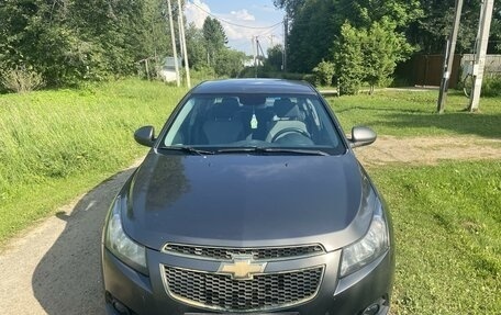 Chevrolet Cruze II, 2010 год, 640 000 рублей, 7 фотография