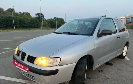 SEAT Ibiza II, 2001 год, 260 000 рублей, 2 фотография