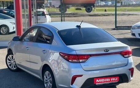 KIA Rio IV, 2020 год, 1 800 000 рублей, 3 фотография