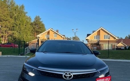 Toyota Camry, 2018 год, 2 850 000 рублей, 2 фотография