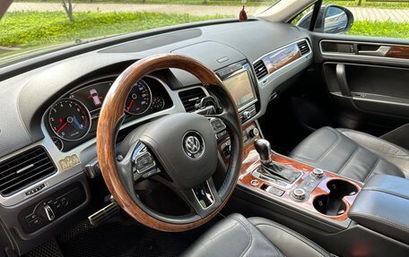 Volkswagen Touareg III, 2011 год, 2 400 000 рублей, 9 фотография