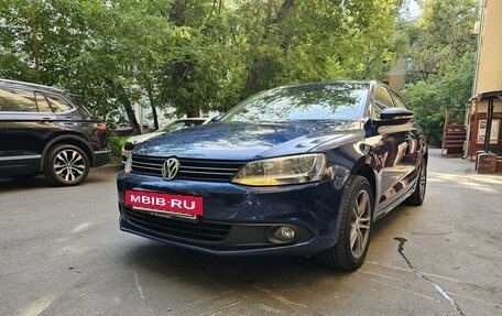 Volkswagen Jetta VI, 2014 год, 1 490 000 рублей, 10 фотография