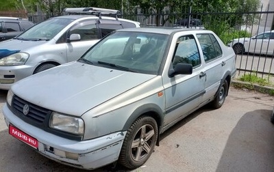 Volkswagen Vento, 1994 год, 150 000 рублей, 1 фотография