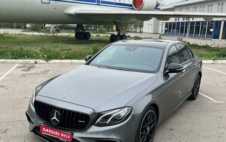 Mercedes-Benz E-Класс, 2016 год, 4 450 000 рублей, 1 фотография