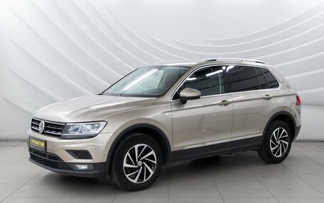 Volkswagen Tiguan II, 2018 год, 2 438 000 рублей, 3 фотография