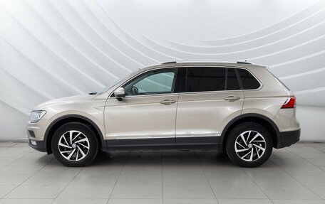 Volkswagen Tiguan II, 2018 год, 2 438 000 рублей, 4 фотография