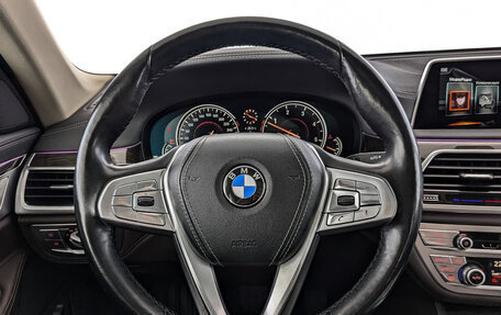 BMW 7 серия, 2017 год, 4 195 000 рублей, 22 фотография