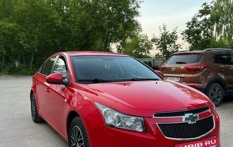 Chevrolet Cruze II, 2012 год, 820 000 рублей, 3 фотография