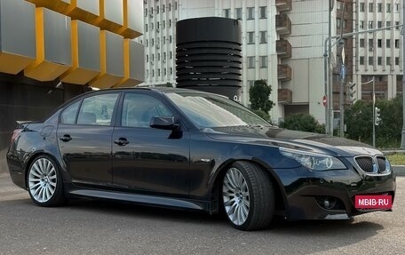 BMW 5 серия, 2007 год, 1 400 000 рублей, 3 фотография