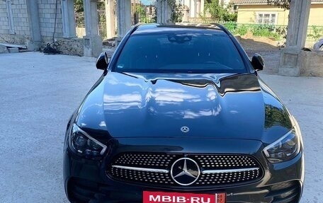 Mercedes-Benz E-Класс, 2021 год, 5 100 000 рублей, 3 фотография