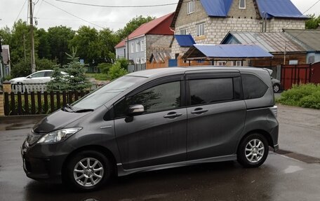 Honda Freed I, 2012 год, 1 450 000 рублей, 2 фотография