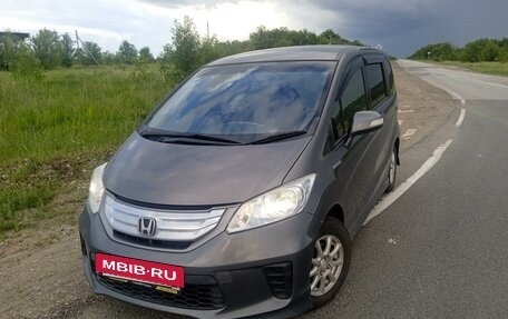 Honda Freed I, 2012 год, 1 450 000 рублей, 3 фотография