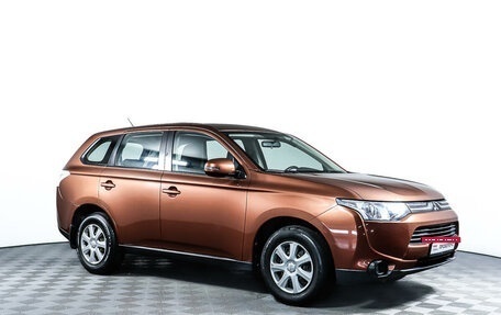 Mitsubishi Outlander III рестайлинг 3, 2012 год, 1 700 000 рублей, 3 фотография