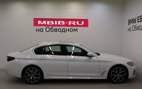 BMW 5 серия, 2022 год, 7 500 000 рублей, 6 фотография