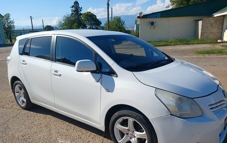 Toyota Verso I, 2012 год, 1 050 000 рублей, 2 фотография