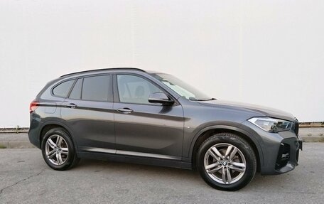 BMW X1, 2021 год, 3 350 000 рублей, 4 фотография
