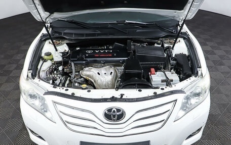 Toyota Camry, 2010 год, 1 800 000 рублей, 9 фотография