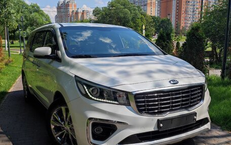 KIA Carnival III, 2020 год, 3 097 000 рублей, 2 фотография