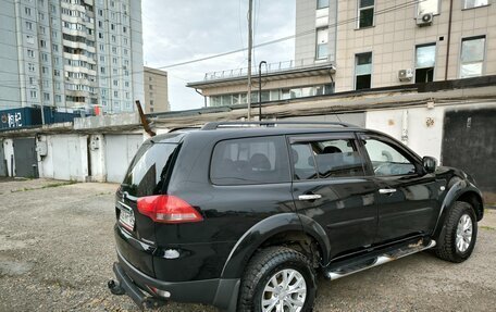 Mitsubishi Pajero Sport II рестайлинг, 2014 год, 2 100 000 рублей, 4 фотография