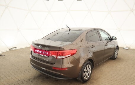 KIA Rio III рестайлинг, 2015 год, 1 085 000 рублей, 3 фотография