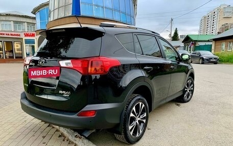 Toyota RAV4, 2015 год, 2 700 000 рублей, 8 фотография