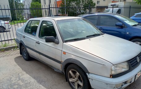 Volkswagen Vento, 1994 год, 150 000 рублей, 2 фотография