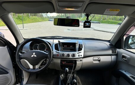 Mitsubishi L200 IV рестайлинг, 2012 год, 2 150 000 рублей, 9 фотография