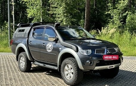 Mitsubishi L200 IV рестайлинг, 2012 год, 2 150 000 рублей, 3 фотография