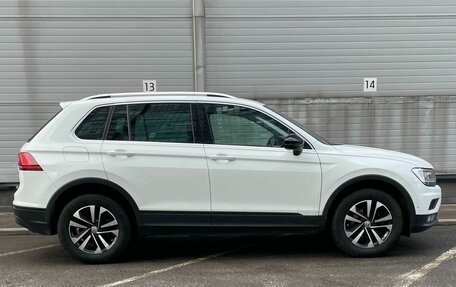 Volkswagen Tiguan II, 2019 год, 2 429 000 рублей, 6 фотография