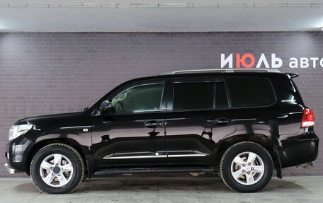 Toyota Land Cruiser 200, 2011 год, 3 300 000 рублей, 9 фотография