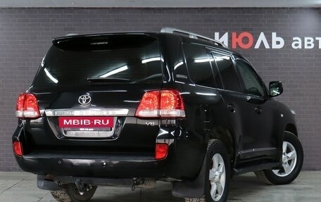 Toyota Land Cruiser 200, 2011 год, 3 300 000 рублей, 8 фотография