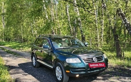 Volkswagen Touareg III, 2004 год, 630 000 рублей, 10 фотография