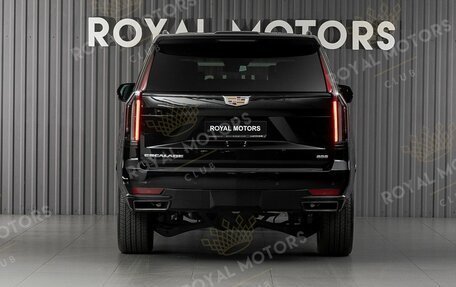 Cadillac Escalade V, 2023 год, 18 900 000 рублей, 4 фотография