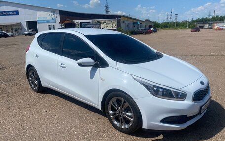 KIA cee'd III, 2012 год, 1 300 000 рублей, 4 фотография