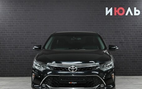 Toyota Camry, 2017 год, 2 190 000 рублей, 2 фотография