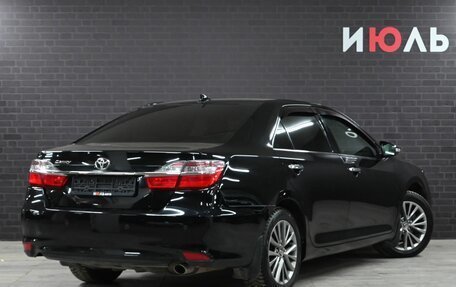 Toyota Camry, 2017 год, 2 190 000 рублей, 7 фотография