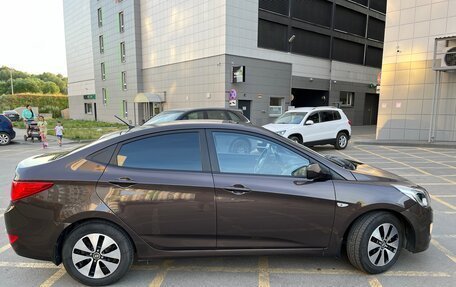 Hyundai Solaris II рестайлинг, 2016 год, 910 000 рублей, 4 фотография