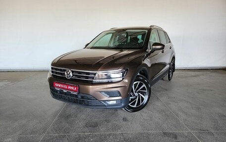 Volkswagen Tiguan II, 2018 год, 2 650 000 рублей, 1 фотография