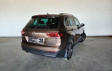 Volkswagen Tiguan II, 2018 год, 2 650 000 рублей, 5 фотография