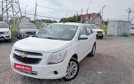 Chevrolet Cobalt II, 2013 год, 590 000 рублей, 1 фотография