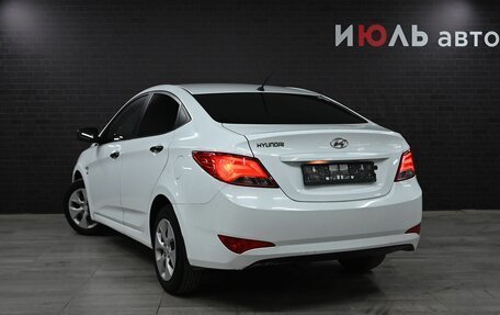 Hyundai Solaris II рестайлинг, 2014 год, 1 100 000 рублей, 4 фотография